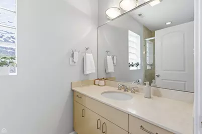 2249 W Foster Avenue #3, Chicago, IL 60625 - Photo 14