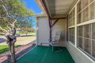 702 Balsam Dr, Saint John, IL 61873 - Photo 4
