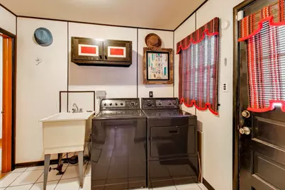 9012 S 50th Avenue S, Oak Lawn, IL 60453 - Photo 4