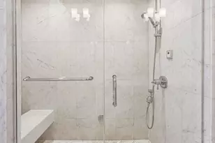 2038 N Burling St, Chicago, IL 60614 - Photo 14