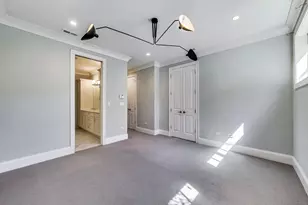 2038 N Burling St, Chicago, IL 60614 - Photo 12