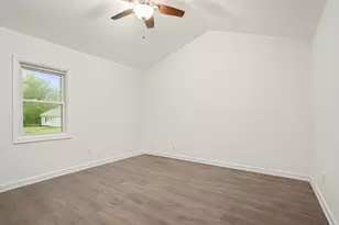 222 S Lincoln St, Braidwood, IL 60408 - Photo 10