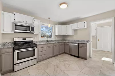 479 Porter Avenue, Crystal Lake, IL 60014 - Photo 2