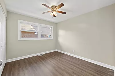 479 Porter Avenue, Crystal Lake, IL 60014 - Photo 12