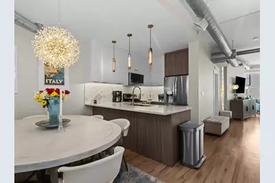 1645 W School Street #409, Chicago, IL 60657 - Photo 2