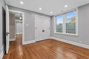 4932 N Ridgeway Ave, Chicago, IL 60625 - Photo 10