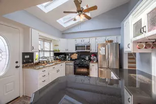 1864 Illinois St, Des Plaines, IL 60018 - Photo 6