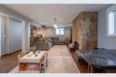 1864 Illinois Street, Des Plaines, IL 60018 - Photo 16