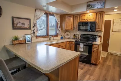 304 Lumar Drive, Pearl City, IL 61062 - Photo 6