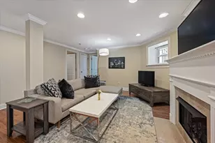 533 W Belmont Ave, Chicago, IL 60657 - Photo 14