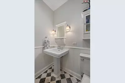 533 W Belmont Avenue #1, Chicago, IL 60657 - Photo 10