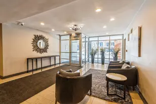 2300 N Commonwealth Ave, Chicago, IL 60614 - Photo 2