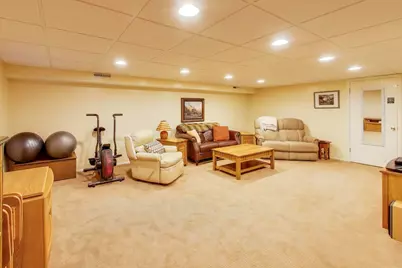 735 Garfield Avenue #735, Libertyville, IL 60048 - Photo 16