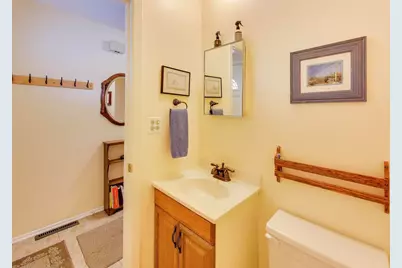 735 Garfield Avenue #735, Libertyville, IL 60048 - Photo 10