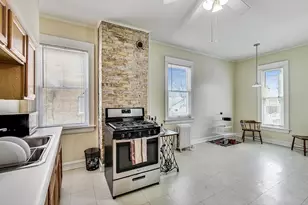 25 Webster Ave, Highwood, IL 60040 - Photo 6