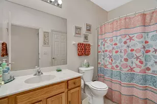 21201 Lily Lake Ln, Crest Hill, IL 60403 - Photo 18