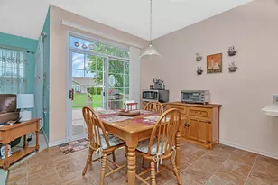 21201 Lily Lake Ln, Crest Hill, IL 60403 - Photo 10