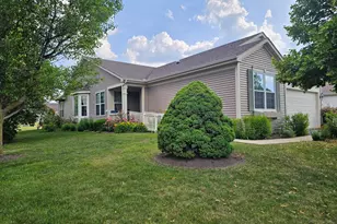 21201 Lily Lake Ln, Crest Hill, IL 60403 - Photo 2