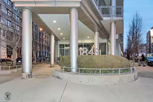 845 N Kingsbury St, Chicago, IL 60610 - Photo 2