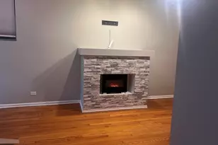 1430 E 69th St, Chicago, IL 60637 - Photo 4