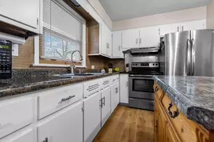 6326 1st St, Loves Park, IL 61111 - Photo 6