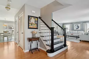 4210 N Walnut Ave, Arlington Heights, IL 60004 - Photo 2