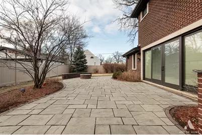 10001 Montrose Avenue, Schiller Park, IL 60176 - Photo 28