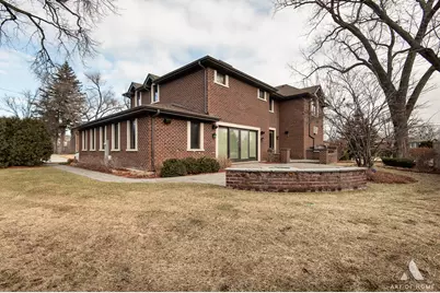 10001 Montrose Avenue, Schiller Park, IL 60176 - Photo 30