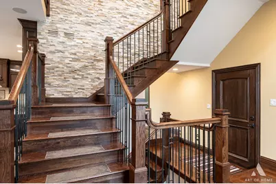 10001 Montrose Avenue, Schiller Park, IL 60176 - Photo 12