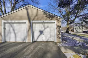 16 Forest Ln, Cary, IL 60013 - Photo 12