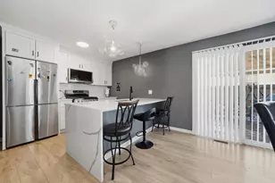 16 Forest Ln, Cary, IL 60013 - Photo 18