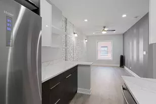 1708 W Juneway Terrace, Chicago, IL 60626 - Photo 2