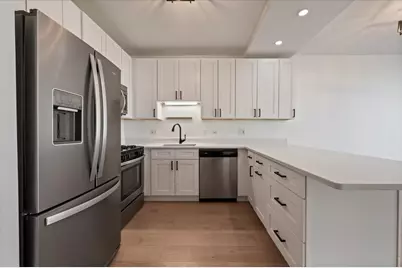 645 N Kingsbury Street #2003, Chicago, IL 60654 - Photo 4