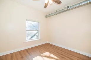 1032 W Dakin St, Chicago, IL 60613 - Photo 8