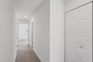 1431 Oakfield Ln, Pingree Grove, IL 60140 - Photo 10