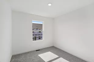 1431 Oakfield Ln, Pingree Grove, IL 60140 - Photo 16