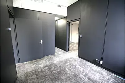 646 Chicago Road, Chicago Heights, IL 60411 - Photo 8