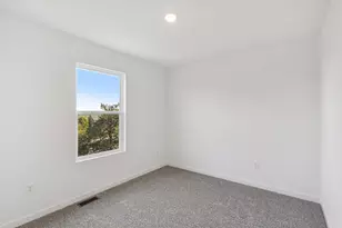 1441 Oakfield Ln, Pingree Grove, IL 60140 - Photo 18