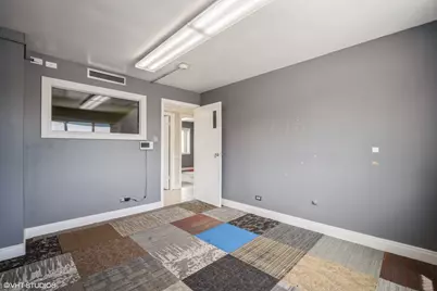 8755 Trumbull Avenue, Skokie, IL 60076 - Photo 8