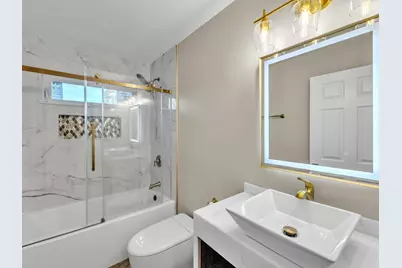 1817 Kelly Avenue, Crest Hill, IL 60403 - Photo 14