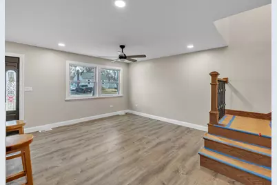 1817 Kelly Avenue, Crest Hill, IL 60403 - Photo 4