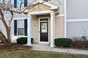 1492 Waterside Dr, Dekalb, IL 60115 - Photo 6