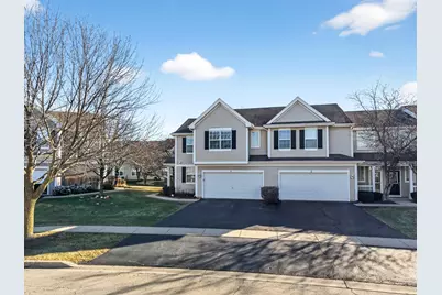 1492 Waterside Drive #1, Dekalb, IL 60115 - Photo 4