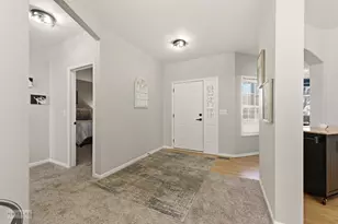 397 Cascade Ln, Oswego, IL 60543 - Photo 10