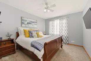 397 Cascade Ln, Oswego, IL 60543 - Photo 20