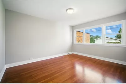 8915 Laramie Avenue, Skokie, IL 60077 - Photo 18