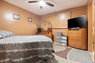 17481 Eastgate Dr, Country Club Hills, IL 60478 - Photo 12