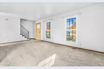 1388 Bow String Court, Carol Stream, IL 60188 - Photo 4