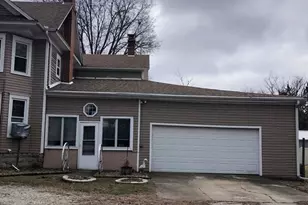 304 S Poplar St, Onarga, IL 60955 - Photo 6