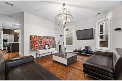 2850 W Henderson Street #2, Chicago, IL 60618 - Photo 4